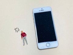 専業主婦でスマホもタブレットも持っていてWi-Fiが家中で繋がるのに、なんでか連絡がとれない