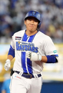 【DeNA】ドラ3宮下朝陽が右肩手術へ 今期打率2割5分8厘、8本塁打
