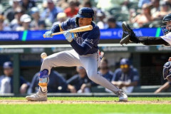 【朗報】野球の本場でバントが復権してしまうwwwwwwwwwwwwwwwwwwwwwwww