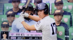 おかわりくんの息子、ピッチャーやってるやん！