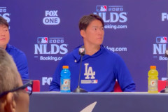【MLB】山本由伸に日本語で質問しようとした記者が広報に止められる → 「わざと目立とうとするクソみたいな演技」「この記者の『深い考察』はほぼ毎回的外れ」