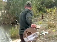 【動画】リスクを考えろｗｗｗ対戦車地雷で馬鹿な遊びをするおそロシア。