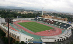 【悲報】FC大阪vs熊本、平日昼間に花園ではなく万博記念競技場で開催決定「クラブとして大変申し訳なく…」