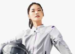 【画像】女ライダーさんの信号待ち、とんでもない事になってたｗｗｗｗｗｗ【Pickup08094647】