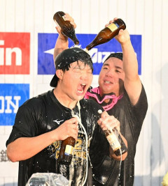 岡田彰布「MVPは佐藤ではなく高橋。佐藤は謙虚になれ。子供はホームランを打つのを見に来るだけじゃないわけやんか」