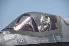 F-35戦闘機部品の不明問題、流失部品はステルス素材のキャノピーと武器の格納扉！
