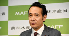 【悲報】簗大臣「何が問題なの？」