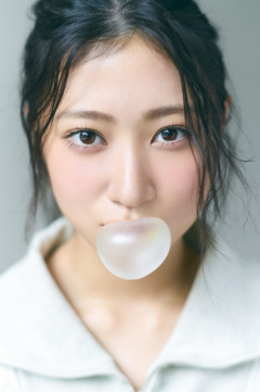 乃木坂46最年少・川端晃菜、「6期生グラビア Nogizaka Colors」第8弾に登場