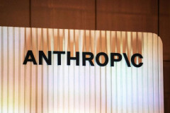 Anthropic、AIをいじめるユーザーにブチ切れ「AIへの虐待を禁止するわ」