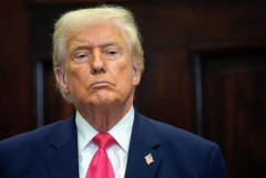 【悲報】トランプの支持率32%で草