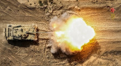 中国陸軍の96A式主力戦車が実弾射撃訓練！
