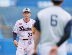 【悲報】ヤクルト、坪井智哉＆寺内崇幸コーチが今季限りで退団…