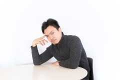 家事についても小姑みたいにケチをつける嫁。男尊女卑は昔の話で、結婚って今は女性が優位でブラック企業みたいだなと感じる。