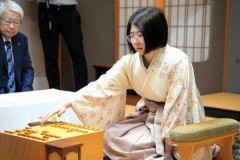 【歓喜】西山朋佳白玲さん、女性初の棋士資格の権利を獲得して将棋界歴史的偉業ｗｗｗｗｗｗｗｗｗｗ