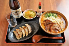 韓国人「韓国人が考える日本のラーメン定食で選ぶべき『究極の組み合わせ』がこちら」→「最強の欲張りセット‥(ﾌﾞﾙﾌﾞﾙ」