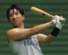 【中日】田中幹也、まさかの外野コンバート挑戦ｗｗｗ守備範囲広すぎだろ