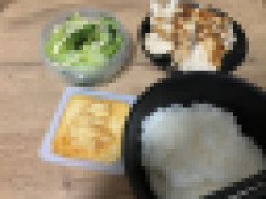 独身限界おじさん33歳の晩ごはんがこちら