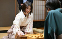 【悲報】西山女流名人、棋士の資格を得る