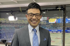 【中日】地元局アナ「最終戦セレモニーでガムクチャしながらヘラヘラしてた奴居たよな？プロとして恥ずかしいと思わないの？」