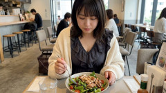 【なにこれ】ダイエット民A「走れば痩せる」ダイエット民B「筋トレすれば痩せる」C「米食うな」
