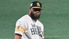 鷹の最強左腕ヘルナンデス、メジャー復帰の可能性浮上ｗｗｗ