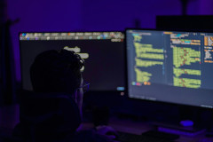 米国、中国のサイバー攻撃を遮断したと発表　重要インフラ標的、日本の空港も
