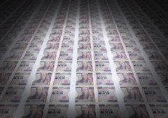 【朗報】いきなり5億が手に入った最初の一か月がコチラｗｗｗｗ