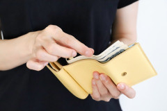 【愚痴】他人が使う金には敏感なのに自分の出費には鈍感、改善してほしい。
