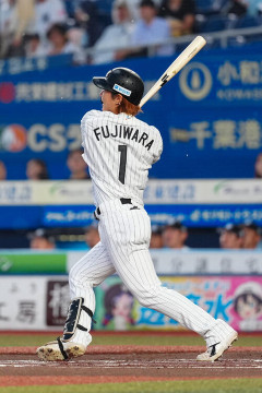 ロッテ藤原恭大(26) 打率.253 8本 40打点 OPS.701