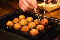 【悲報】日本人さん「たこ焼きは丸くないとだめ！」←この無意味なこだわりはなにｗｗｗｗｗｗｗｗｗｗ
