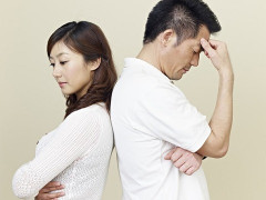 嫁の無駄使いが多いから資産を分散しようと提案した