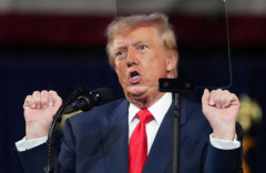 トランプ大統領「大西洋か太平洋をトランプ洋に変えるわ！」