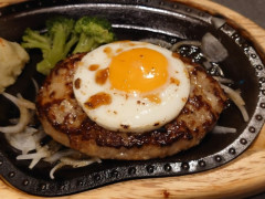 三大ハンバーグが美味いファミレス「びっくりドンキー」「デニーズ」←あとは？