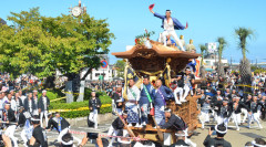 だんじり祭り、死亡事故が起きたらその遺族が謝罪して回らないといけなかった