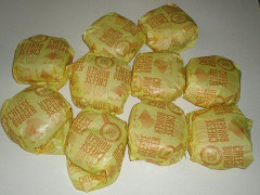 【悲報】マクドナルドのチーズバーガーを1時間以内に10個食べ切れたら5000万円もらえるならやる？ｗｗｗｗｗｗｗｗｗｗ