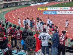 【悲報】スポーツ特有のスタンドのファンが選手に説教する文化