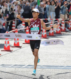 【出雲駅伝】早大大会新で16年ぶりV「令和の三羽ガラス」本田桜二郎、新妻遼己が首位奪取　OB瀬古さん「3冠へ弾み」
