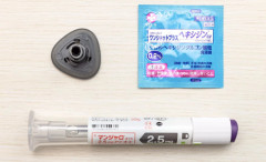 【転売】中韓で「日本旅行のついでにマンジャロ買えば旅費タダになる裏ワザ」が大流行 ⇒常温スーツケースに直詰めで『実質密輸』5,000件超、日本の糖尿病患者がガチ絶望へ