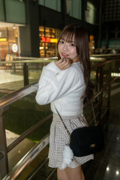 【画像】このまんさんからいきなり映画のレイトショー誘われたら