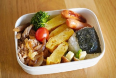 弁当作ってるおんj民おるか？