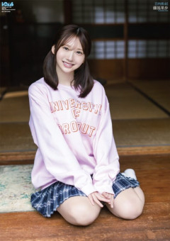 ＜日向坂46藤嶌果歩＞「BOMB」初表紙　かほりんの休日　チェック柄ミニスカ　ノースリーブミニワンピも　素の表情に癒やされる