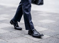 【悲報】わい、1ヶ月で4kmしか歩いてない模様