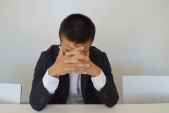 【虚言癖】妻が人や友人を悪く言い、実際にはない話を広めている。例えば…