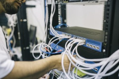 来年からメーカーのサービスエンジニアなんだがキツい？