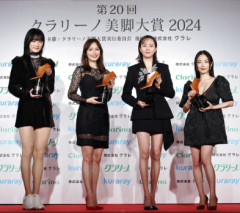 【画像】モデル達の中にグラビアアイドルが混じった結果ｗｗｗｗｗ