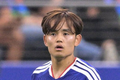 【悲報】久保建英さん、まいんちゃんに夢中になりすぎてサッカーを疎かにしてしまう