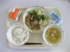 【悲報】そりゃ背が伸びないわ…中国人が幻滅する「日本人の食べ方」