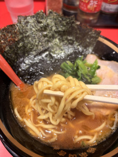 【悲報】家系ラーメン、ウマ過ぎる