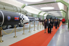 北朝鮮発射の弾道ミサイル、一部は変則軌道飛行の可能性…首相が万全の態勢指示！