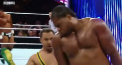 【動画】海外のレスラーさん、プロレスの最中に毒ヘビを相手に噛ませて痙攣させてしまうｗｗｗ